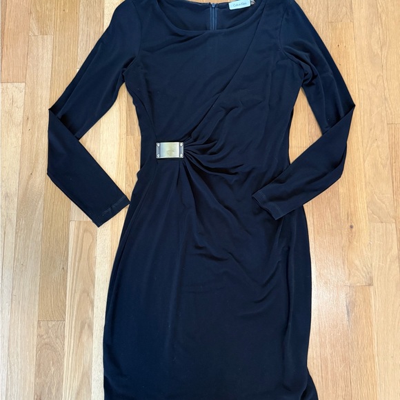 Calvin Klein Black Long Sleeve Sheath Dress Size 6 Ruched Metal Detail - Picture 4 of 9